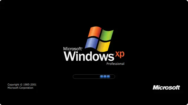 Windows XP Boot Screen running fullscreen